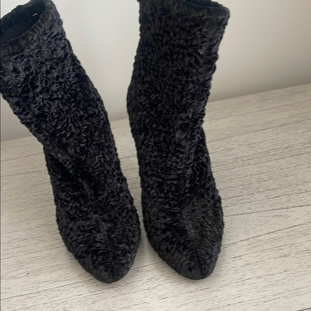 Giuseppe Zanotti Black Ankle Boots with Textured Design